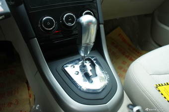 2013款东风标致408