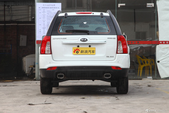 2013款狮跑 2.0L手动两驱GL