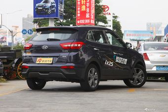 2015款ix25 2.0L 自动四驱尊贵型