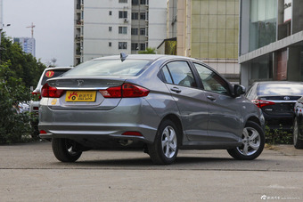 2015款锋范 1.5LCVT豪华版