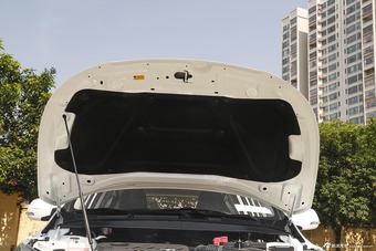 2015款骏派D60 1.5L手动标准型