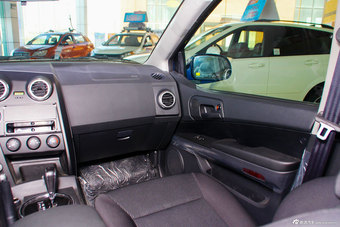 2014款新爱腾2.3L两驱自动舒适汽油版到店实拍