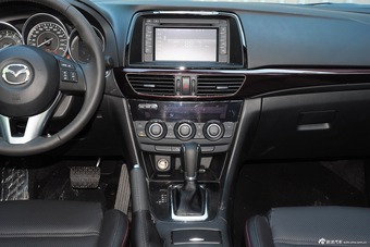 2015款阿特兹2.5L蓝天至尊版