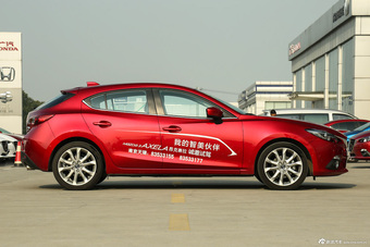 2016款马自达3昂克赛拉2.0L自动两厢旗舰型