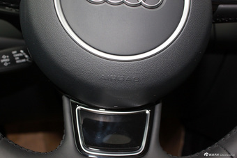 2015款奥迪A4L到店实拍