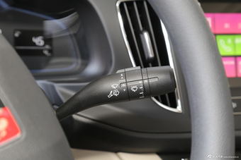 2016款荣威360 1.5L手动智屏版