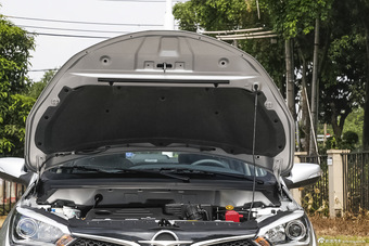 2016款海马M3 1.5L手动智能舒适型