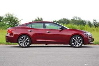 2016款西玛 2.5L自动XV至尊版