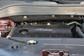 2016款众泰SR7 1.5T手动魔方之心版