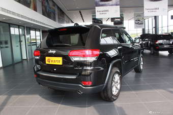 2014款大切诺基柴油版到店实拍