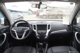 2016款CS35 1.6L手动尊贵型国IV图片