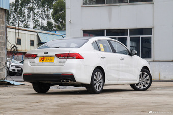 2015款起亚K4 1.8L自动DLX Special