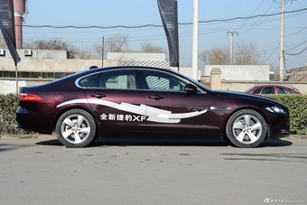 2016款捷豹XF 3.0T自动两驱风华版