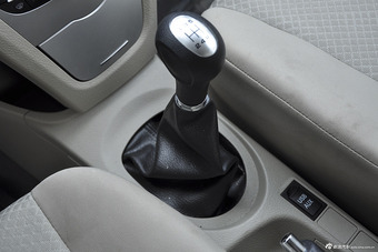 2014款力帆530 1.5L手动标准型