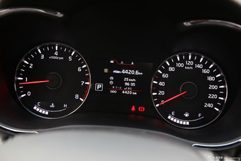 2015款起亚K3 1.6L自动Premium