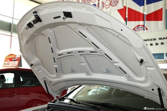 2014款MG6 1.8T掀背自动性能版