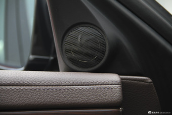 2015款捷豹XJL 2.0T两驱典雅商务版