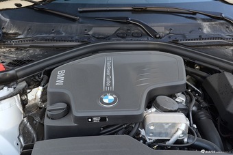 2016款宝马3系GT 328i 2.0T自动设计套装型