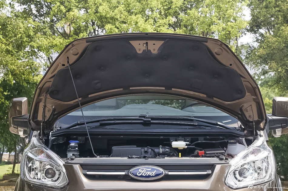 2016款途睿欧2.0T手动精睿版