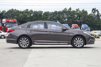 2015款索纳塔九 1.6T自动 GLS智能型