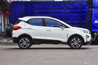 2016款比亚迪元1.5L手动豪华型