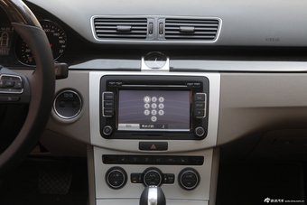 2013款迈腾2.0TSI尊贵型