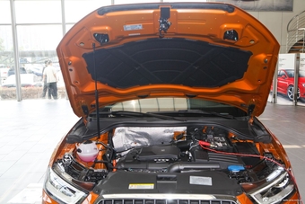 2013款Q3 35TFSI quattro四驱技术型 