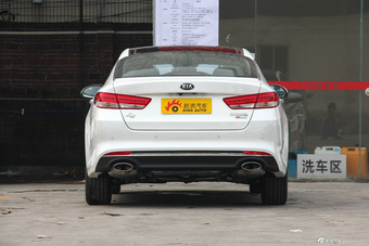 2016款起亚K5 2.0L自动LUXURY