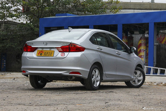 2015款锋范 1.5L手动豪华版