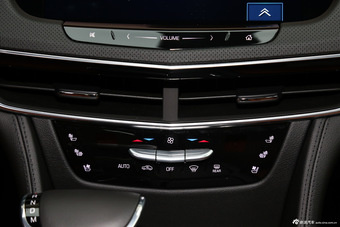2016款CT6 2.0T自动28T领先型