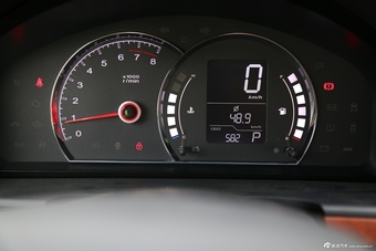 2014款荣威350 1.5T自动劲尚版