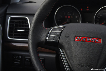 2015款哈弗H6运动版1.5T手动四驱精英型