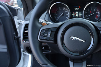 2015款捷豹F-TYPE S 3.0T硬顶COUPE