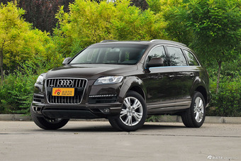 2015款奥迪Q7 40TFSI典藏型