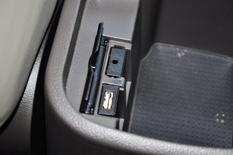 2015款科鲁兹1.5L经典 SE MT