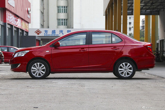 2015款艾瑞泽7 1.6L手动致尚版