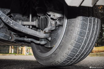 2014款宝马X1 xDrive20i X设计套装