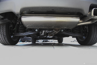 2015款全新途胜1.6T自动两驱领先型