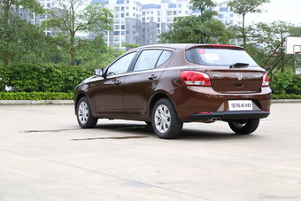 2014款宝骏610