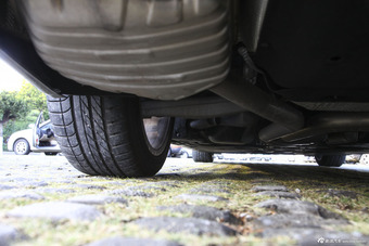 2014款奥迪A8L 3.0T自动45TFSI quattro豪华型