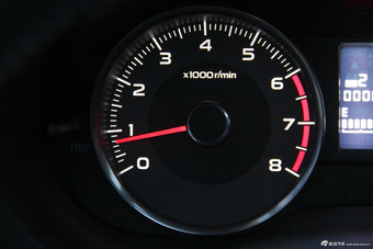 2015款森林人2.5L自动特装纪念版