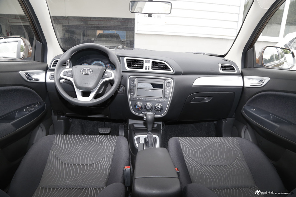 2015款骏派D60 1.8L自动舒适型