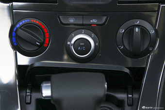 2014款中华V5 1.5T自动两驱运动型