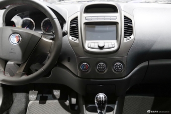 2014款吉利金刚三厢1.5L手动尊贵型