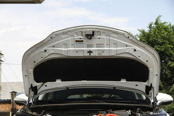 2015款雷克萨斯NX 300h全驱锋致版