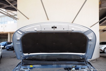 2015款吉利远景1.3T手动尊贵型