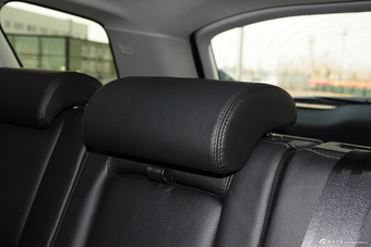 2015款发现神行 2.0T Si4 SE汽油版