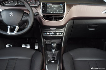 2015款标致2008  1.6THP自动领航版