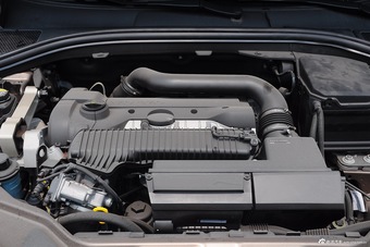 2016款沃尔沃XC60 2.5T T6AWD智越版