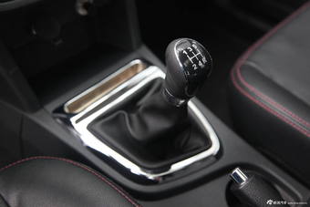 2014款北汽幻速S2尊贵型